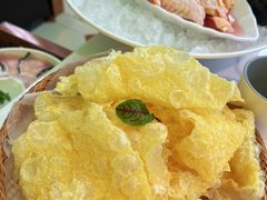 -洪氏嗨捞·广东猪肚鸡·椰子鸡火锅(西咸万象城店)