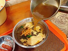 -柳州肥姨妈大骨螺蛳粉(双阳路店)