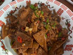-湖南人家湘菜馆(镇江路店)