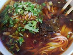 -矮子粉店1985·长沙米粉(湘春路店)