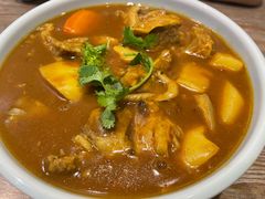 招牌黄咖喱牛腩热锅配米饭-长勺子东南亚(街道口店)