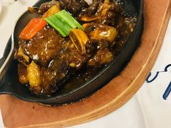 黑椒雪花牛仔骨-名苑皇宫酒家(来魅力壁画村店)