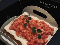 -白蘭BLANK(杭州湖滨银泰in77C区店)