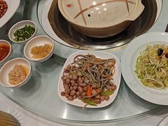-天宜隆蘑菇宴火锅(石景山旗舰店)