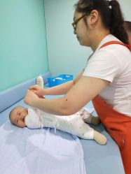 -鱼乐贝贝婴幼儿水育馆(星汇广场店)