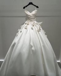 -南京宝娜嫁衣婚纱礼服馆(中央路店)