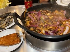 -胡须佬鸡煲四季火锅店(石厦西村直营店)