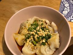 红油抄手-觅香串串香·麻辣烫·冒菜(欧美广场店)