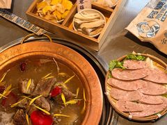 -阿婆情腊排骨火锅·野生菌季(古城旗舰店)