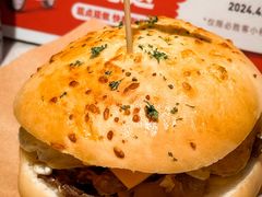 -必胜客(东大桥店)