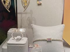 -HEFANG Jewelry何方珠宝(IFS店)