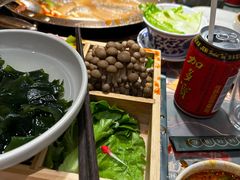 -廖掌柜·重庆鲜货火锅(上海首店)