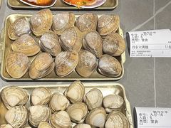 -围炉肉舍•炭烤活鳗•丹东海鲜烤肉(步行街店)