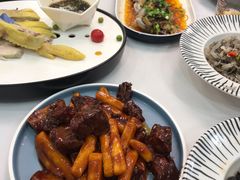 糖醋排骨爱年糕-新名仕新白玉兰餐厅