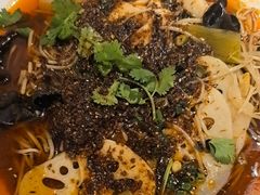 -辣盆盆麻辣小龙虾(哈尔滨总店)
