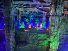 -泰安地下龙宫景区