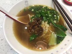 -牛吃草牛肉面(甬港南路店)