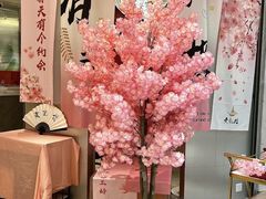 -黄记煌三汁焖锅(新佳丽江汉路店)