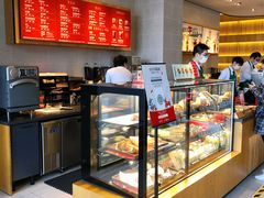 面包甜点陈列柜-星巴克(新达汇三林店)