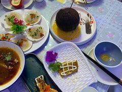 -忘忧草融合私房菜(红鼎国际店)