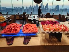 -荣誉国际酒店-云顶旋转餐厅