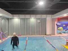-小蓝鲸游泳培训基地(积水潭店)