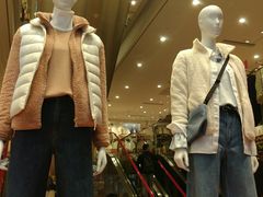 -优衣库(深圳万象天地旗舰店)