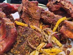 第二铁锹烤猪骨头-小柒家第一锹东北菜(城关店)