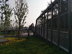 -八宝山(地铁站)