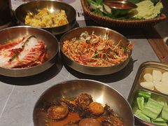 -草家酱蟹炭火烤肉店(珲春南路一店)