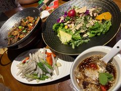 -雀舞云南菜(天津天河城购物中心店)