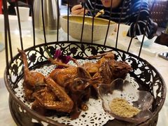-金陵红鲤鱼餐厅(孝陵卫紫金山店)