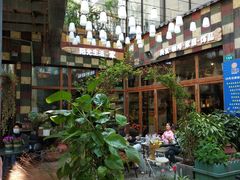 -泉乐坊步行街(烟酒特产平价超市店)