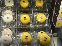 -LINE FRIENDS Garosu-gil Flagship Store