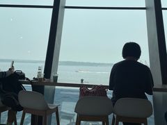 -抱抱地球咖啡馆(国家海洋博物馆店)