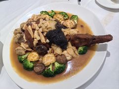八珍红皮扒大鸭-名盈轩酒家·手工茶点·16年经典粤菜(新一城店)