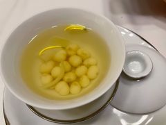 百合鸡头米糖水-伯衡55·吉品轩(乌鲁木齐南路店)