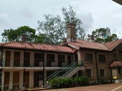 -香港大学