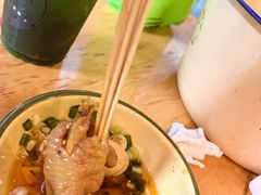 -拈签一笑黄牛肉辣卤串串