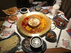 -哥老官重庆美蛙鱼头(日月光店)