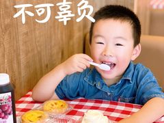 -红宝石·鲜奶小方·海派西点房(浦三店)