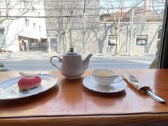 靠窗位-古董花园(思南路42弄小区店)