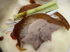 -六和聚传统烤鸭.天津菜(和平店)