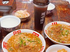 -周小波重庆小面·重庆名小吃(邹容路店)