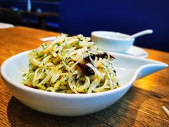 小茴香拌煎饼-金牌老碗时尚陕菜(王府井百货店)