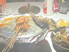 -何师烧烤Pro ·江湖川菜·小龙虾·精酿(太古里旗舰店)