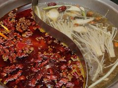 -沸炉重庆老火锅(军事博物馆店)