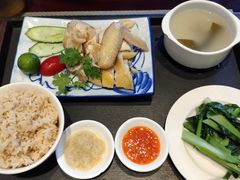 -亚龙湾老厨房·海南家常味