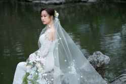 -雪中彩影婚纱摄影·微光艺术中心