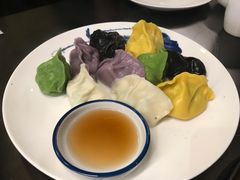 五味海鲜水饺拼盘-东莱馋房(陆家嘴店)